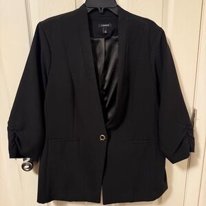 Torrid 3/4 sleeve blazer